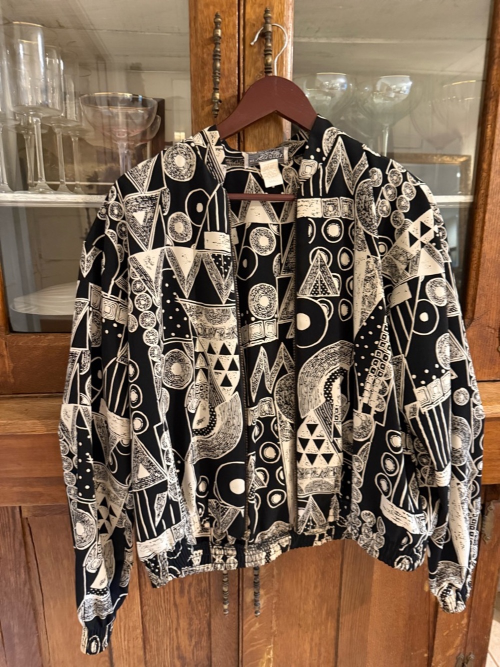 Black & White Geometric Bomber Jacket - Women's